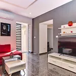 Skygarden House 2 *