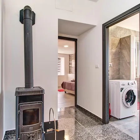 Skygarden House 2 מאלי לוסיניי